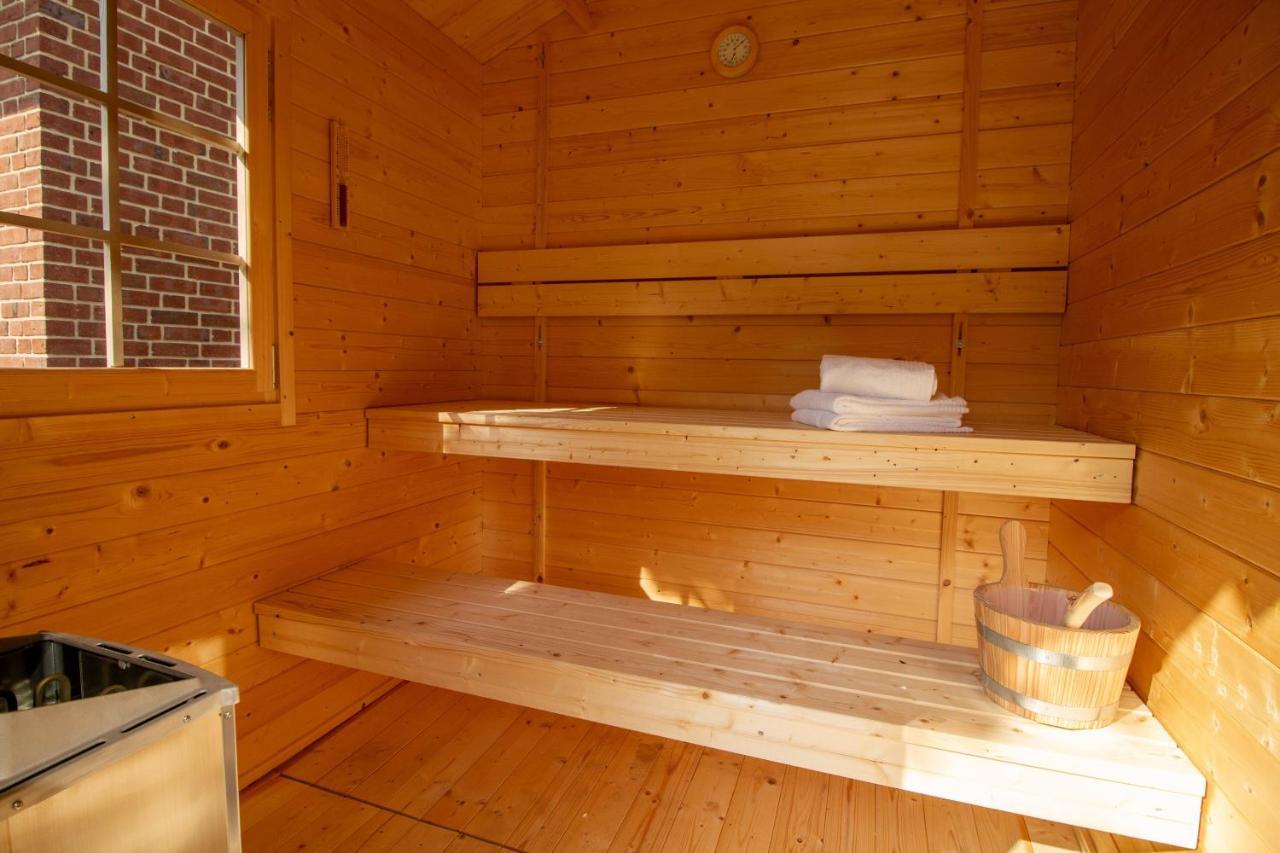 Up Besoeoek - Wildrose Mit Sauna Krummhörn Екстериор снимка